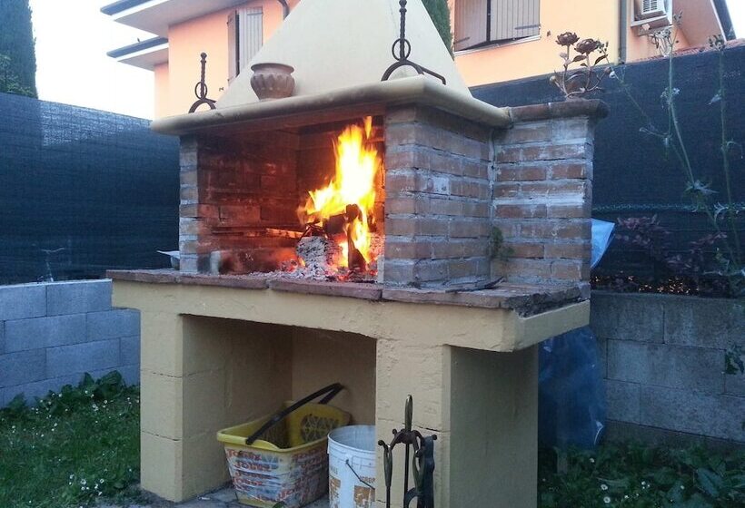 مبيت وإفطار Ca' Le Rose