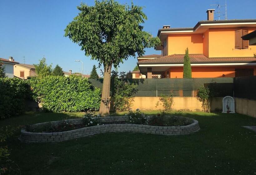 مبيت وإفطار Ca' Le Rose