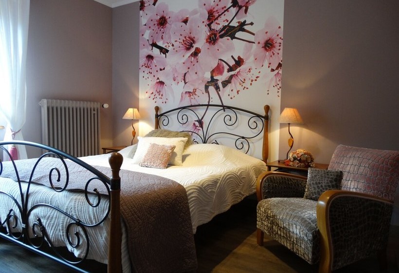 ベッドアンドブレックファースト Maison D Hotes La Maison Fleurie