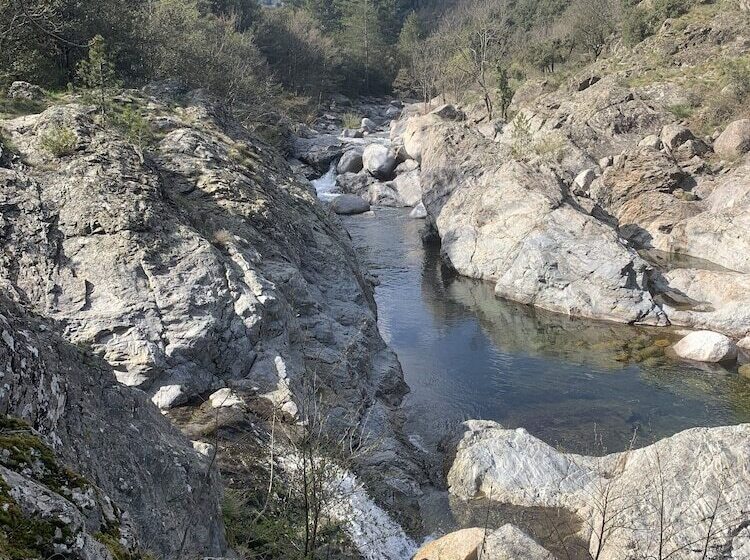 צימר Le Mas Du Coupétadou