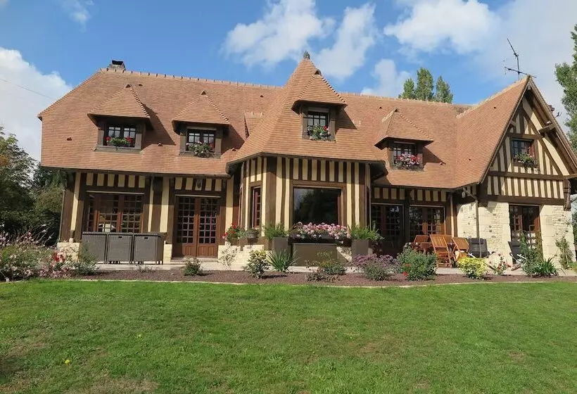 ベッドアンドブレックファースト Le Pré Aux Biches