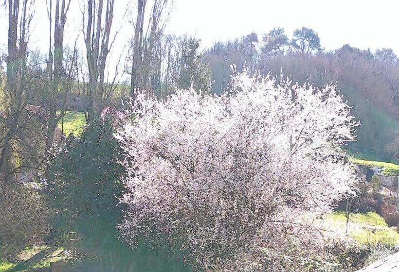 צימר A 2 Pas D Azay