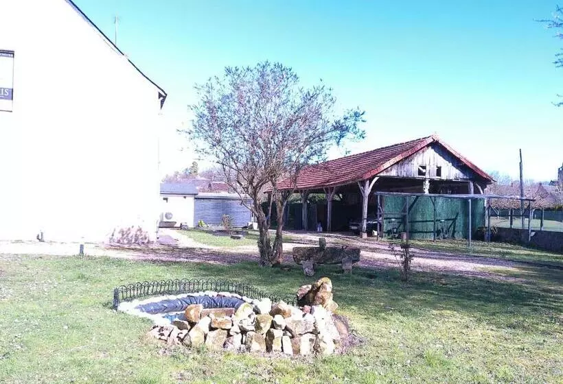 Aamiaismajoitus (B&B) A 2 Pas D Azay