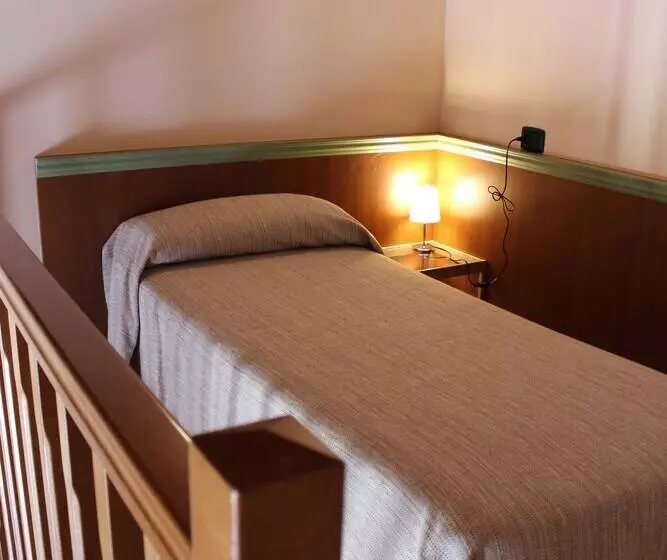 Aamiaismajoitus (B&B) Villa Giglio