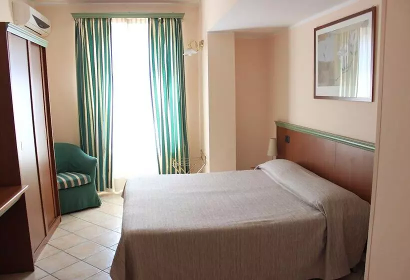 Aamiaismajoitus (B&B) Villa Giglio