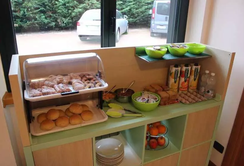 Aamiaismajoitus (B&B) Villa Giglio