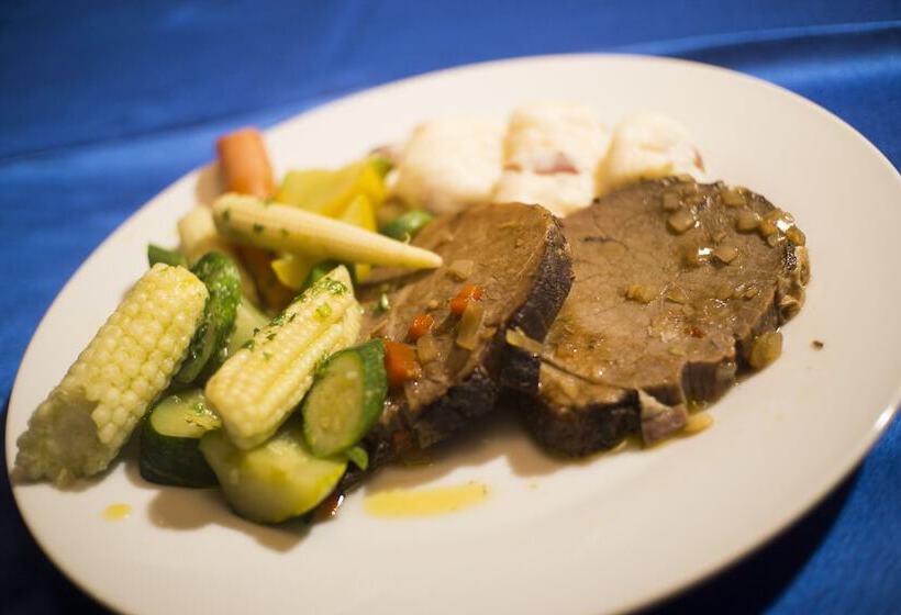 호텔 Ananta Wellness & Retreat