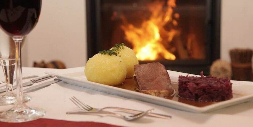 בית מלון כפרי Herberge Zur Eckartsburg