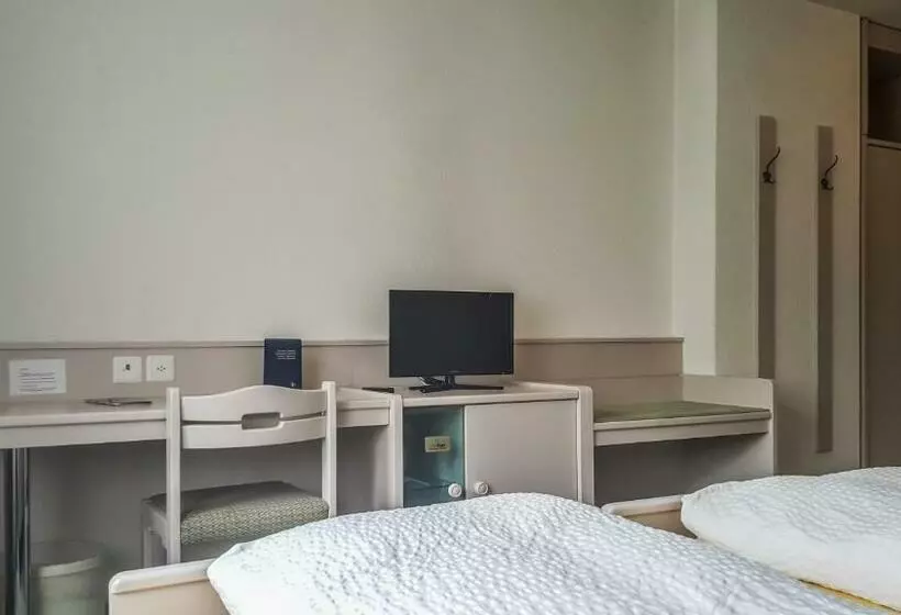 ホテル Hôtel Les Berges