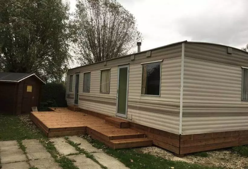 Hotelli Le Camp Des Roses