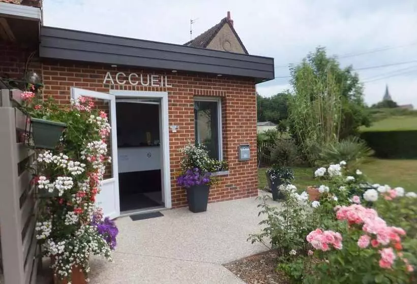 Hotelli Le Camp Des Roses