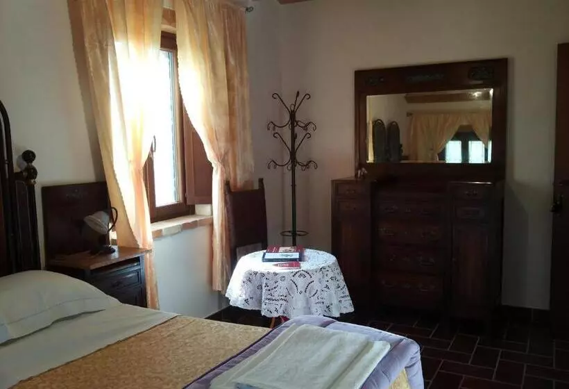 هتل روستایی Agriturismo Bio La Casa Degli Gnomi