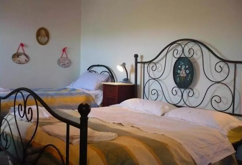 هتل روستایی Agriturismo Bio La Casa Degli Gnomi