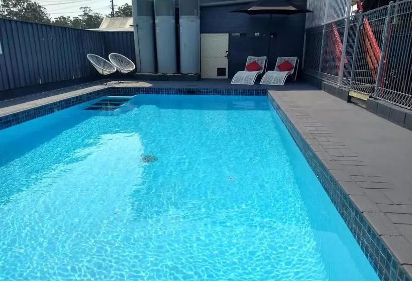 Kew Motel