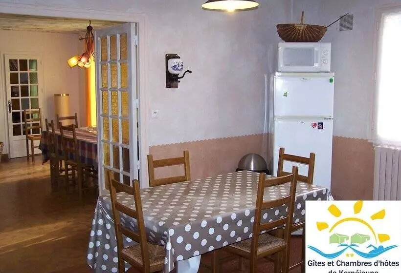 ペンション Gîtes Et Chambres D Hôtes De Kernejeune