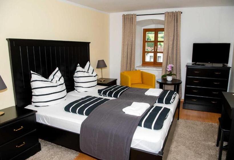 Pensionat Gutshof Mengersdorf