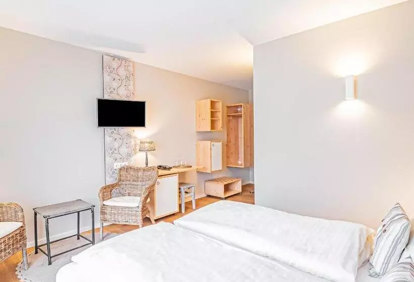 Majatalo Johannishof Weincafe & Gastehaus