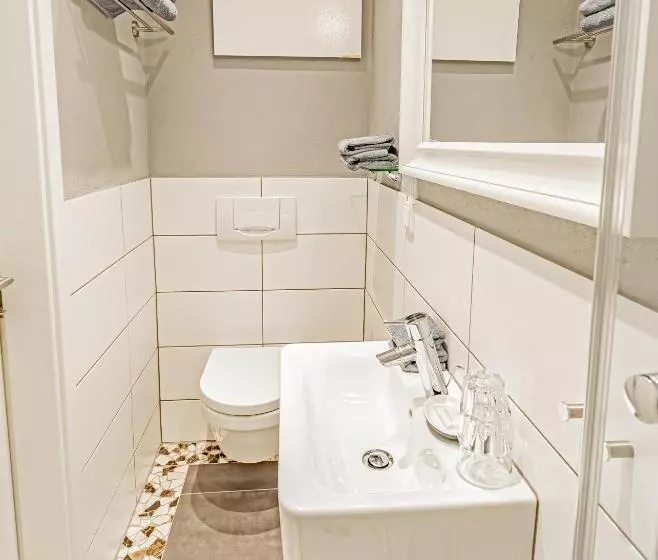 Majatalo Johannishof Weincafe & Gastehaus