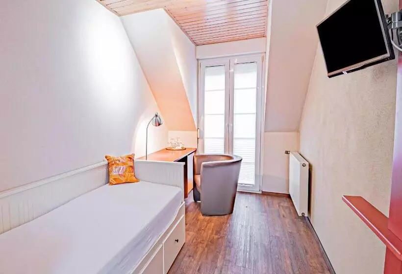 Majatalo Johannishof Weincafe & Gastehaus