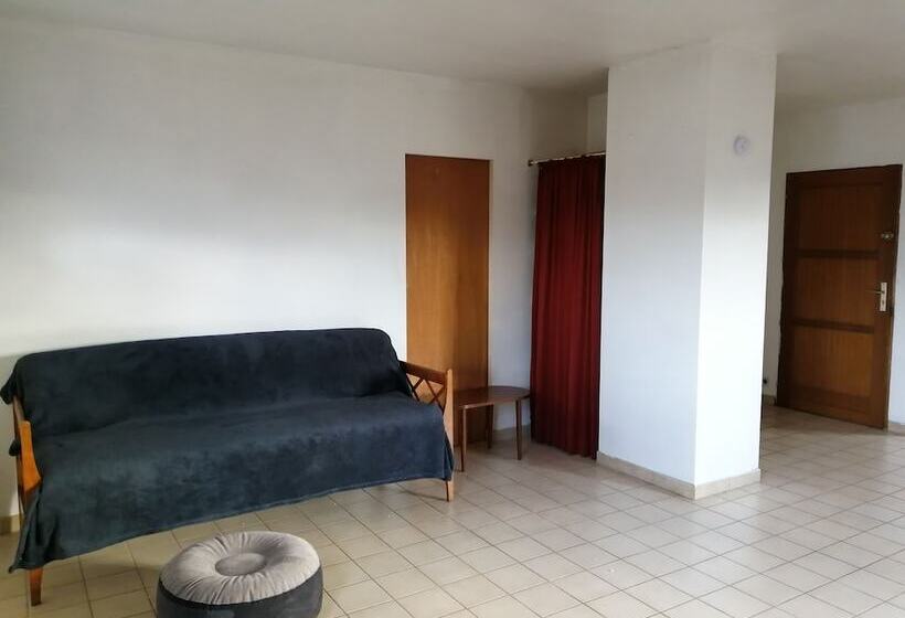 פנסיון L Imparfaite