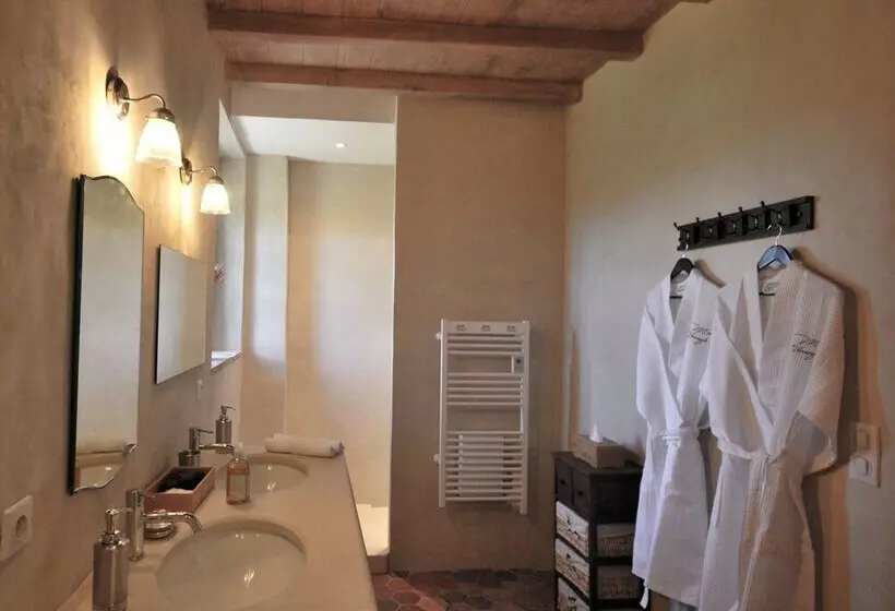 ペンション Mas De Varangle Chambres D Hôtes Et Gîte
