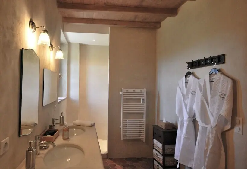 ペンション Mas De Varangle Chambres D Hôtes Et Gîte