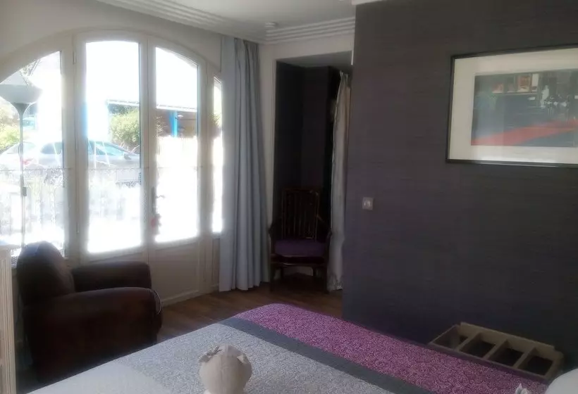 B&b Ar Gwenniled