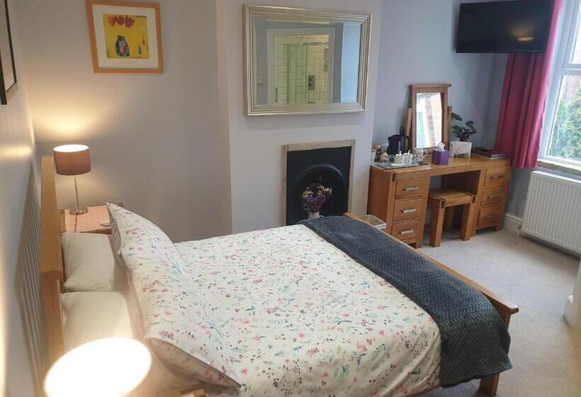 Bed and Breakfast Lyndene