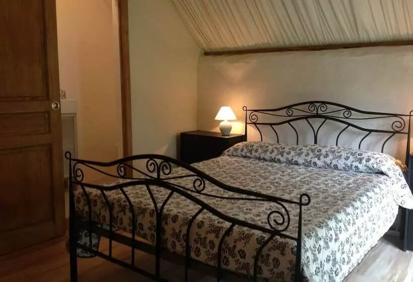 Aamiaismajoitus (B&B) Thesecretgarden France