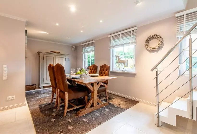 Ferienwohnung Rosen/horstweg 5