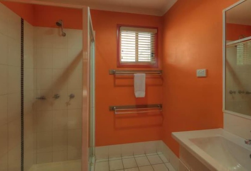 בית מלון כפרי Big4 Aussie Outback Oasis Holiday Park