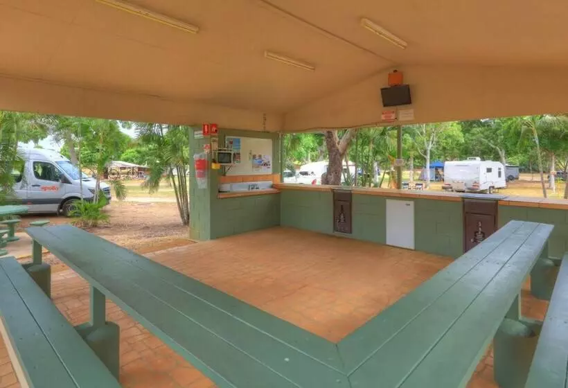 Hotelli Big4 Aussie Outback Oasis Holiday Park