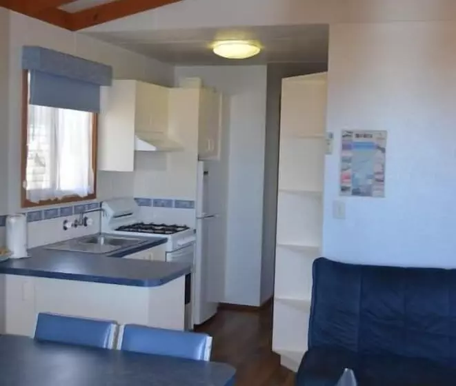 Hotelli Holiday Lifestyle Henty Bay Portland