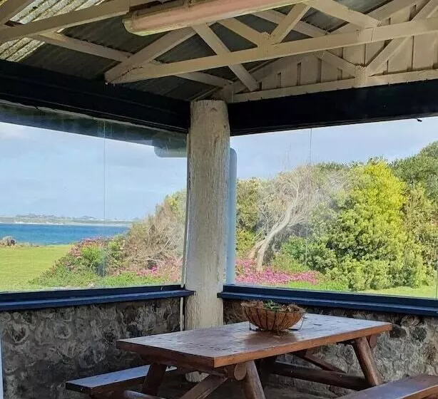 Hotelli Holiday Lifestyle Henty Bay Portland