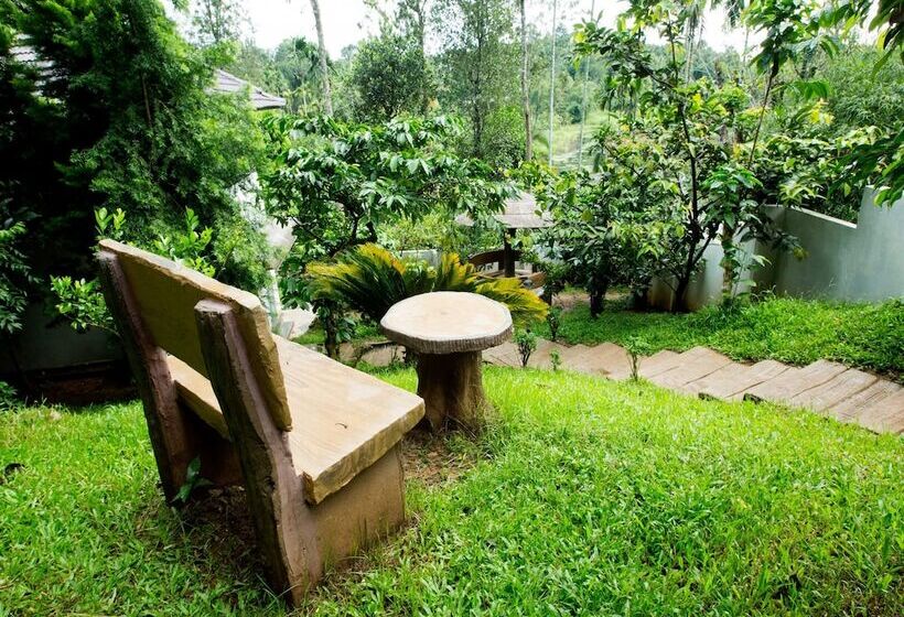 Hotelli Karapuzha Island Resort