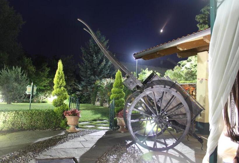 ホテル Ristorante La Torretta