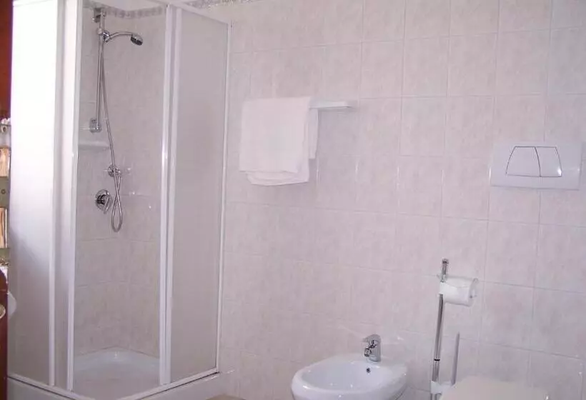 Hotelli Ristorante La Torretta