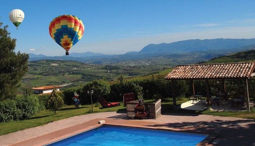 בית מלון כפרי Agriturismo Fontana Puteta