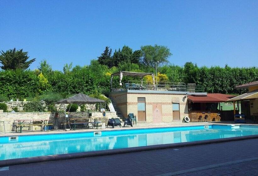 בית מלון כפרי Agriturismo Fontana Puteta