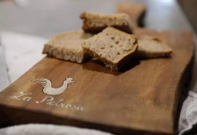 田舎風ホテル Agriturismo La Petrosa