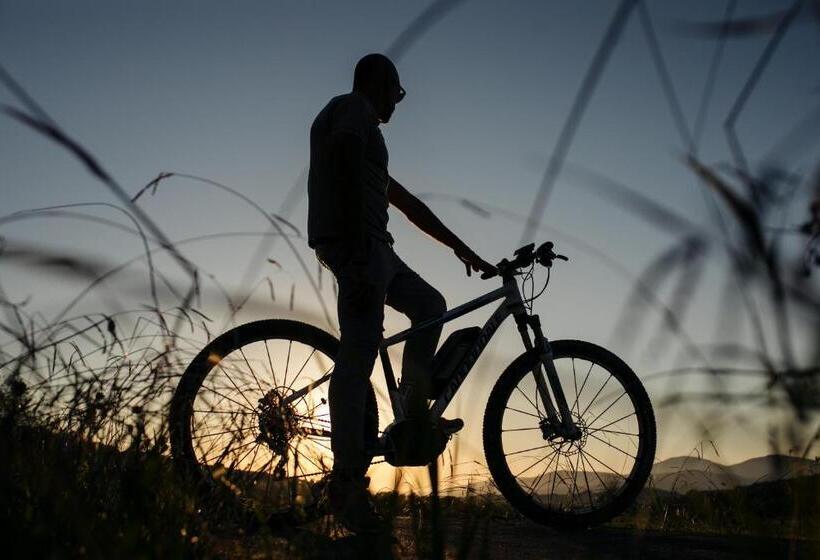 Сельский отель Agriturismo La Petrosa