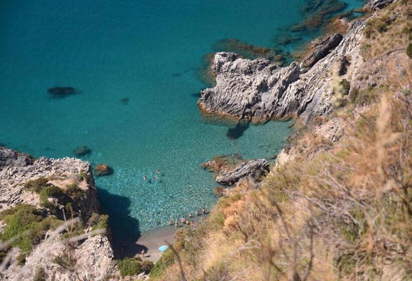 Сельский отель Agriturismo La Petrosa