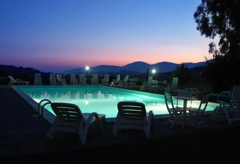 田舎風ホテル Agriturismo La Petrosa