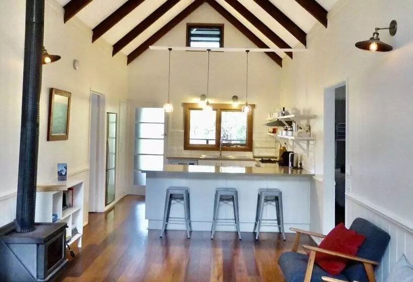 Mansfield On The Manning