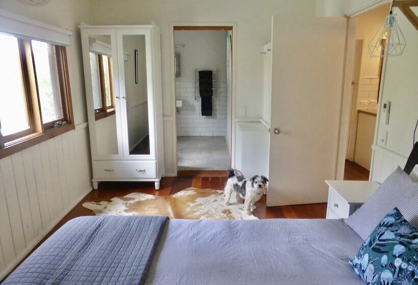 Mansfield On The Manning