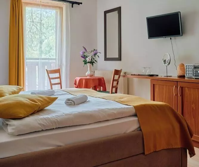 Oko Park Panzió Kemping és Rendezvényközpont