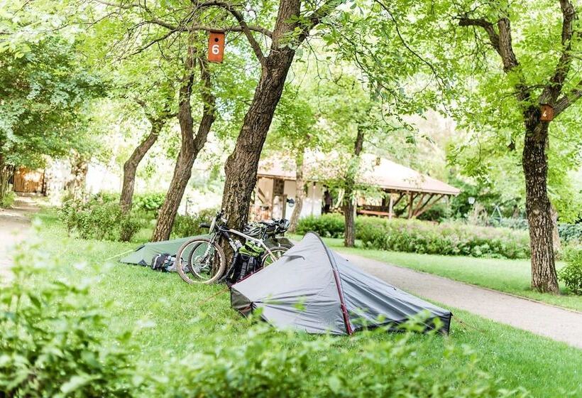 Oko Park Panzió Kemping és Rendezvényközpont