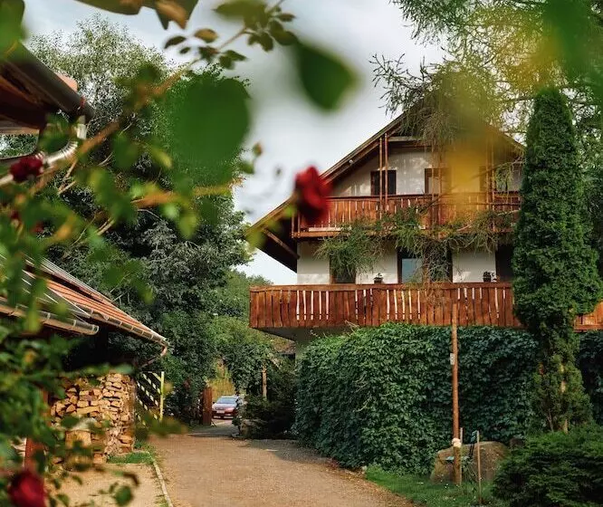 Oko Park Panzió Kemping és Rendezvényközpont