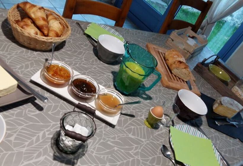 膳宿费 Chambre Et Table D’hôtes Le Fougal