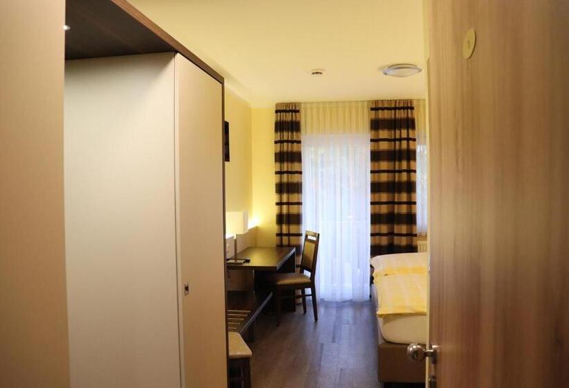 Пансион Gasthaus Augenstein